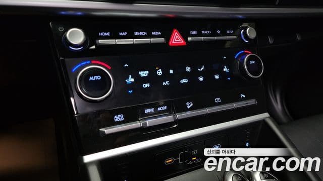 Hyundai Santa Fe 2024 — Photo 15/20