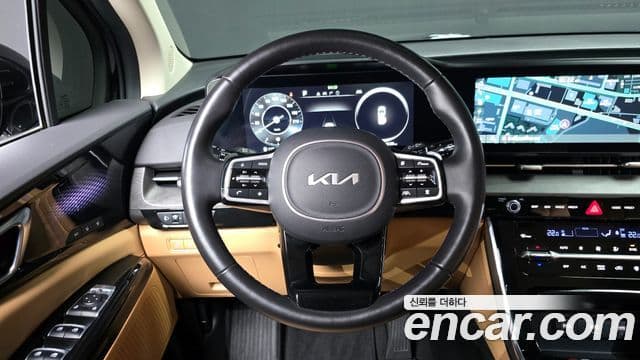 Kia Carnival 2023 — ფოტო 13/20