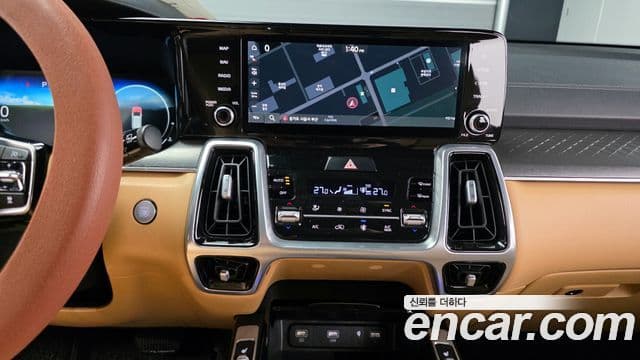 Kia Sorento 2020 — ფოტო 16/20
