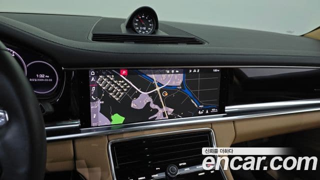 Porsche Panamera 2021 — Şəkil 14/20
