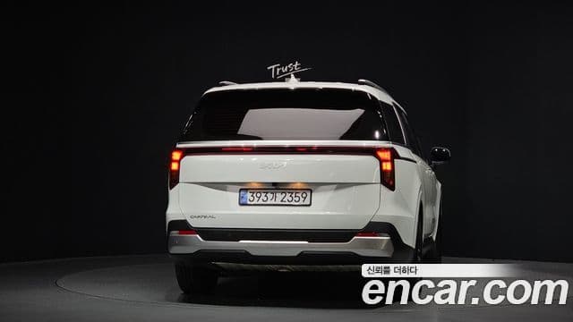Kia Carnival 2024 — ფოტო 3/20