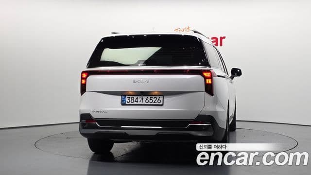Kia Carnival 2024 — Şəkil 4/20