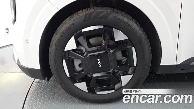 Kia Carnival 2024 — фото 5 из 20