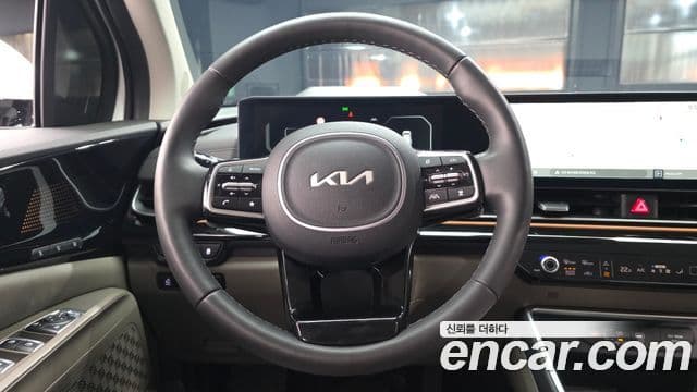 Kia Carnival 2024 — Şəkil 13/20