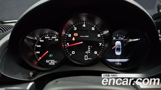 Porsche 718 Boxster 2018 — Şəkil 8/20