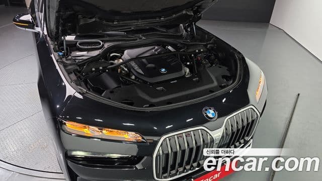BMW 7 Series 2023 — Şəkil 6/20