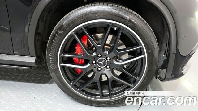 Mercedes-Benz GLE-Class 2019 — Фото 5/20