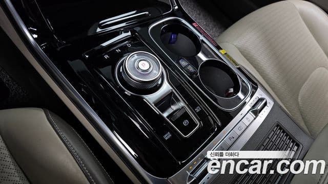 Kia Carnival 2021 — Şəkil 7/20