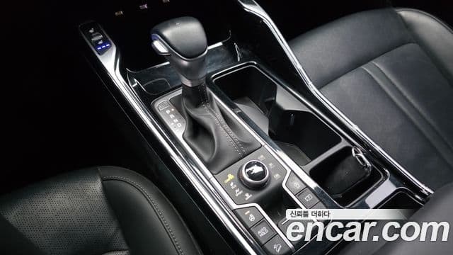 Kia Sorento 2023 — фото 9 из 20