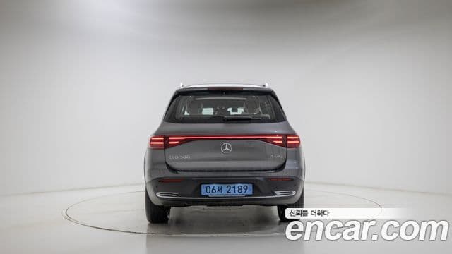 Mercedes-Benz EQB 2025 — ფოტო 18/20