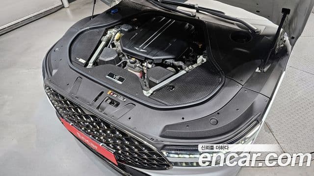 Genesis G90 2022 — Photo 13/20