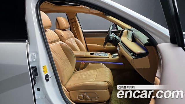 Genesis G90 2022 — Photo 2/20