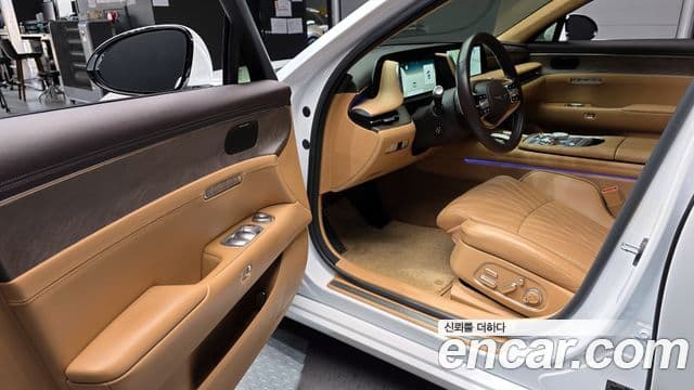 Genesis G90 2022 — Photo 12/20
