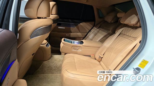 Genesis G90 2022 — Photo 15/20