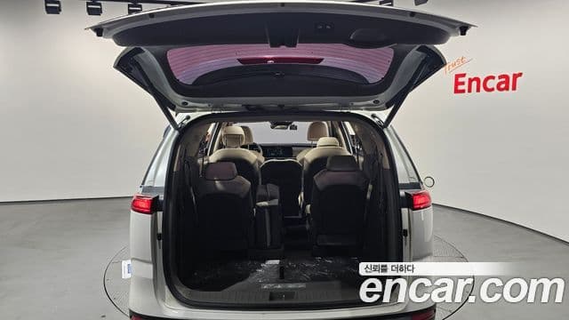 Kia Carnival 2021 — Şəkil 20/20