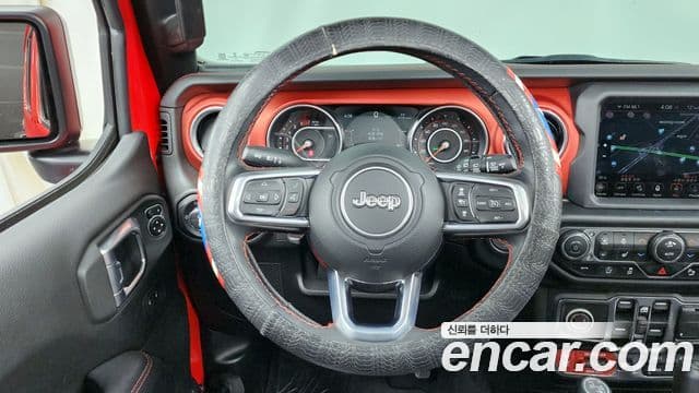 Jeep Wrangler 2020 — Şəkil 13/20