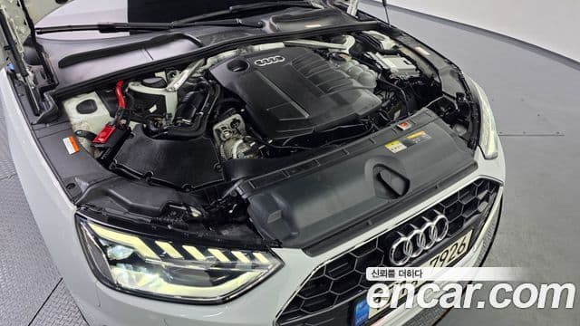Audi A4 2021 — ფოტო 5/20