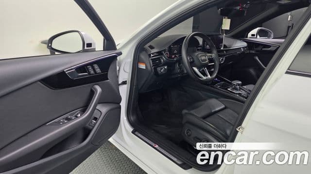Audi A4 2021 — фото 8 из 20