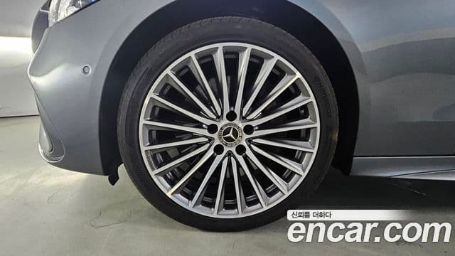Mercedes-Benz C-Class 2022 — фото 17 из 19