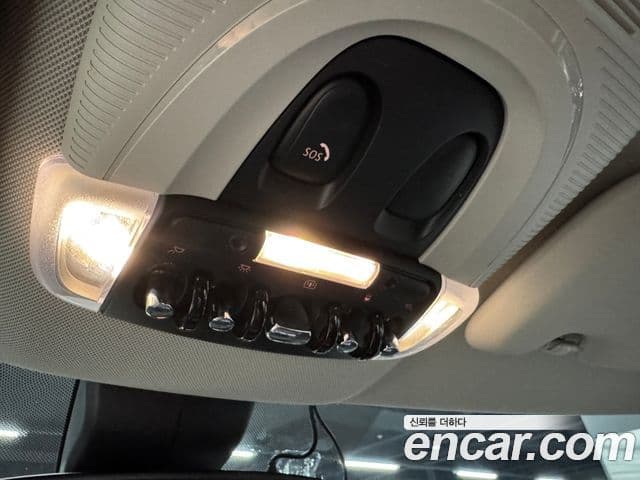 Mini Cooper Countryman 2019 — Şəkil 8/15