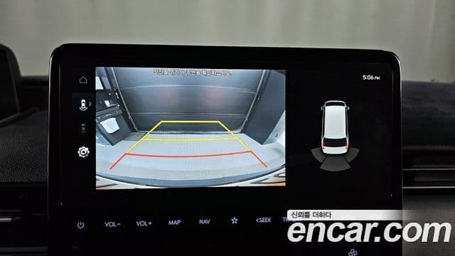 Hyundai Staria 2021 — ფოტო 15/20