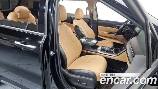 Kia Carnival 2020 — ფოტო 12/20