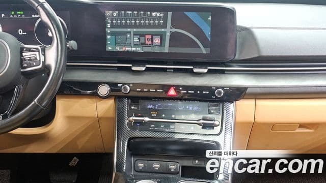 Kia Carnival 2020 — ფოტო 19/20