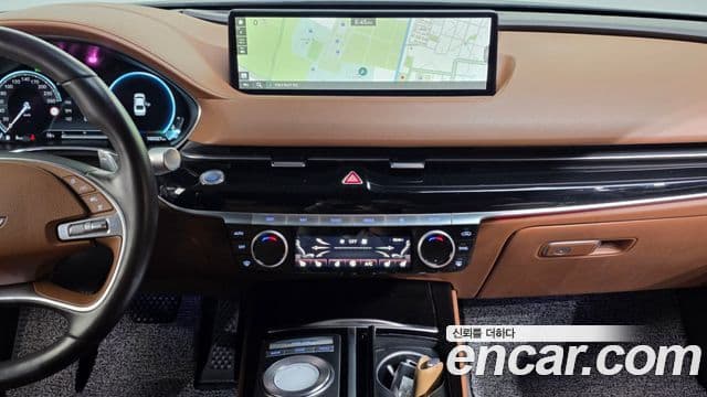 Genesis Electrified G80 2022 — ფოტო 14/20