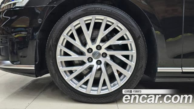 Audi A8 2020 — Şəkil 6/20