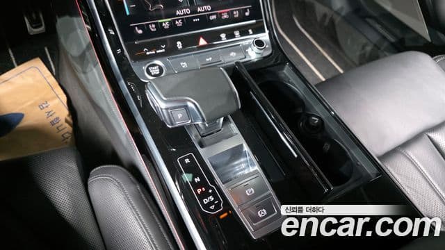 Audi A8 2021 — ფოტო 9/20