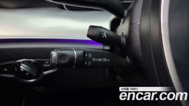 Mercedes-Benz E-Class 2018 — Şəkil 18/20