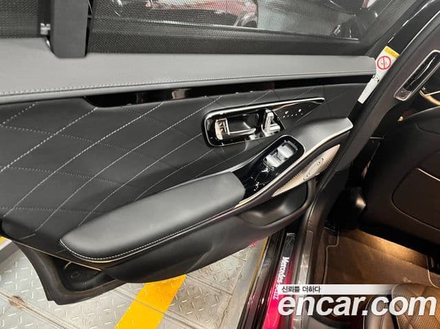 Mercedes-Benz S-Class 2025 — фото 9 из 14