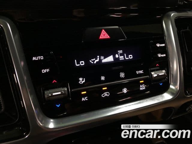 Kia Sorento 2022 — Şəkil 13/20