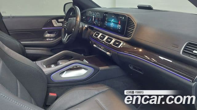 Mercedes-Benz GLE-Class 2021 — Şəkil 12/17