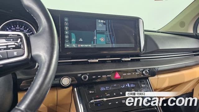 Kia Carnival 2021 — Şəkil 16/20