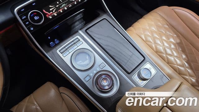 Genesis GV80 2021 — Photo 19/20