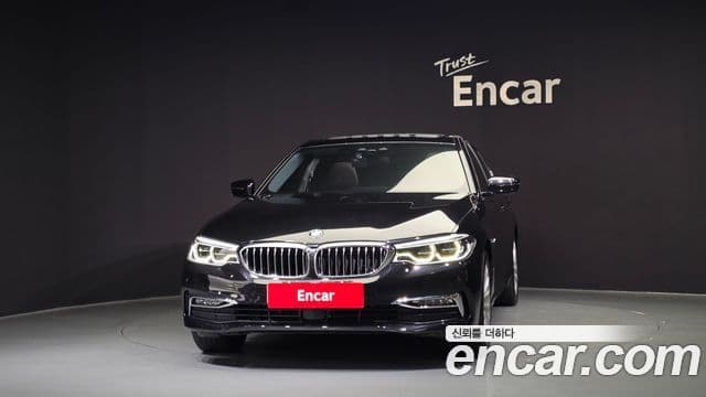 BMW 5 Series 2018 — Şəkil 2/20