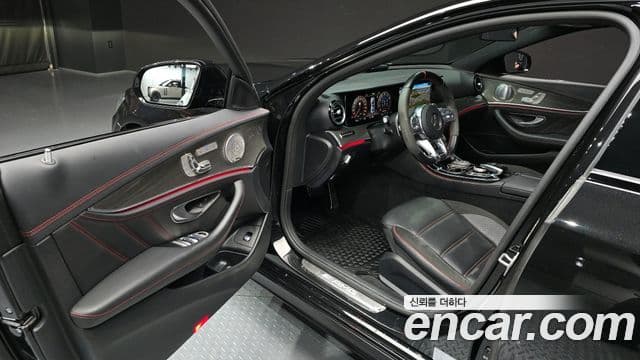 Mercedes-Benz E-Class 2020 — ფოტო 10/20