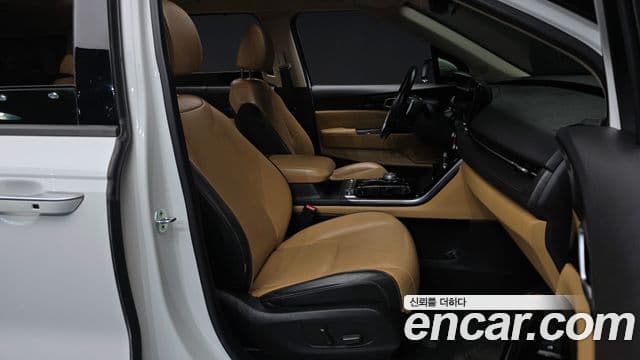 Kia Carnival 2021 — Şəkil 11/20