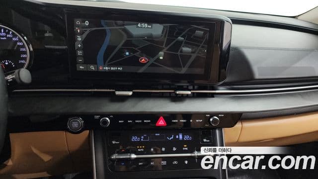 Kia Carnival 2020 — фото 14 из 20