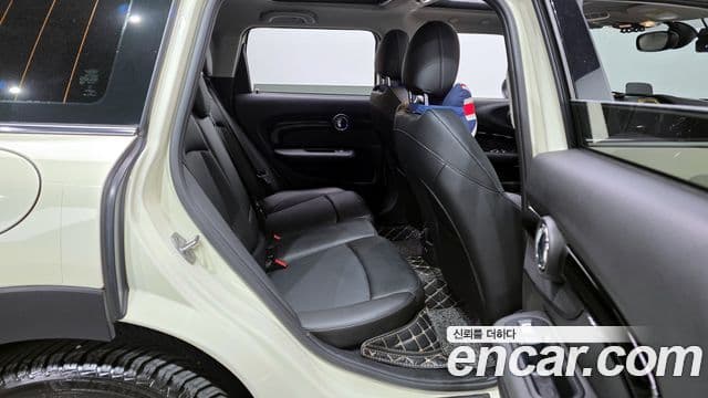 Mini Cooper Clubman 2021 — Şəkil 12/20
