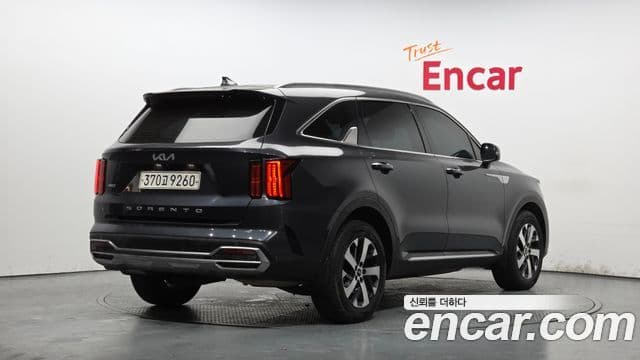 Kia Sorento 2022 — фото 2 из 20