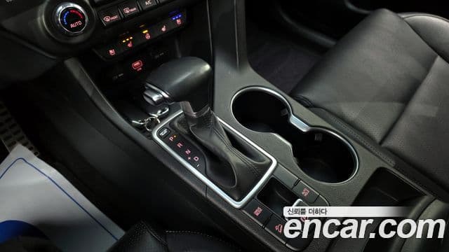 Kia Sportage The Bold 2021 — фото 9 из 20