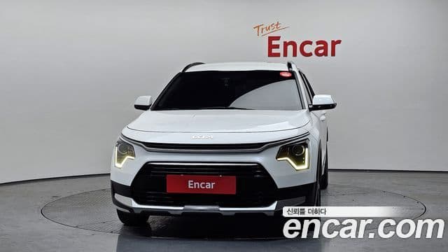 Kia Niro 2022 — фото 3 из 20