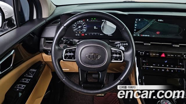 Kia Carnival 2021 — фото 14 из 20