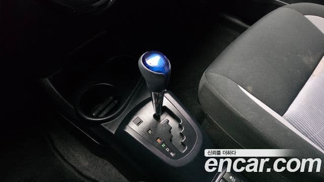 Toyota Prius C 2019 — Şəkil 9/20