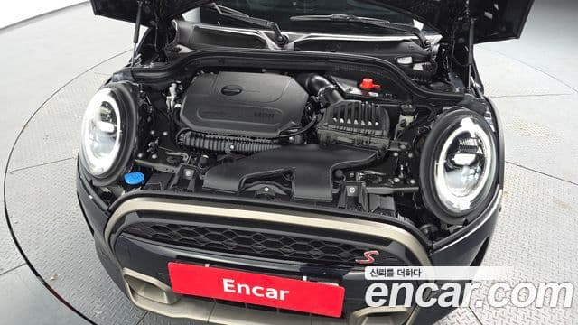 Mini Cooper S 2023 — фото 6 из 20