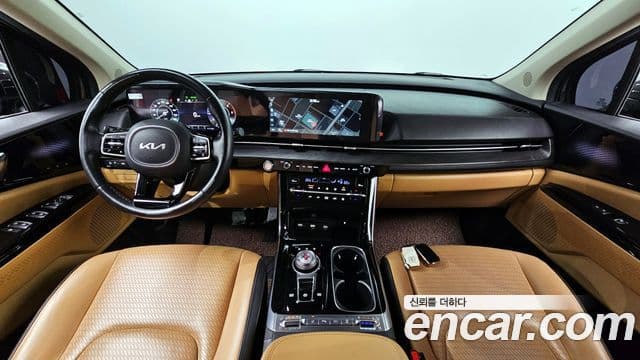 Kia Carnival 2021 — фото 6 из 20