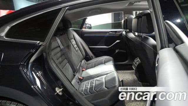 Volkswagen Arteon 2019 — ფოტო 12/20