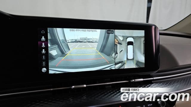 Kia Carnival 2021 — фото 15 из 20